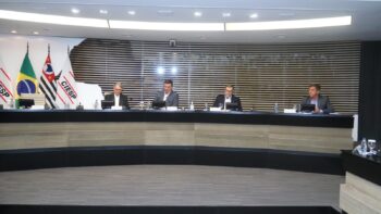 Link permanente para: Simpósio “Infraestrutura e Carros Elétricos, a correria para atender o presente”