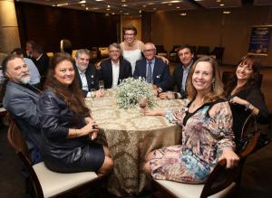 Aurora e Luiz,Costi,Silvio,Rewald,Genioli,Rosana,Marcia,ML
